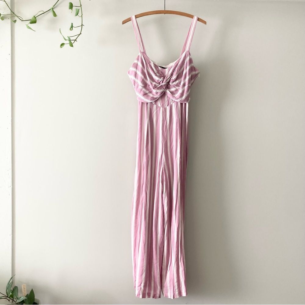Lulus Jumpsuit Pink White Striped Wide Leg‎ Cropped Size m Retro Sweetheart Neck